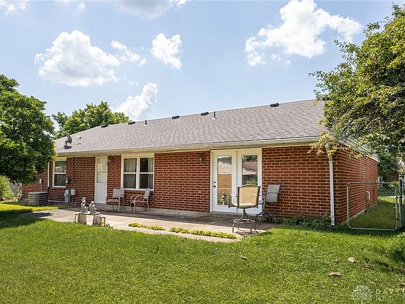 5th image of 1217 Warwick Dr