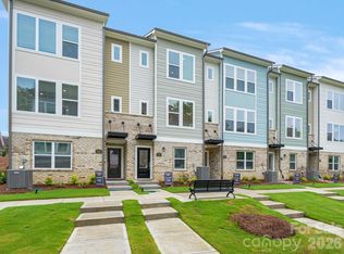 Central Living at Craig, Charlotte, NC 28211
