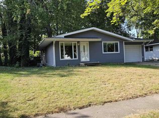 3013 Spruce St, Midland, MI 48640