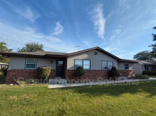 1663A Robin Ln, Lowell, IN 46356