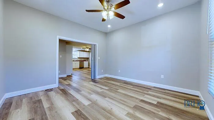 1311 W Baxter Ave — Photo 11