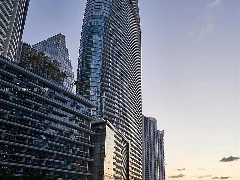 300 Biscayne Boulevard Way #2106W — Photo 32