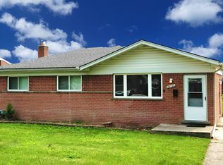 29722 Malvina Dr, Warren, MI 48088