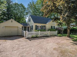 165 Brushy Plain Rd, Branford, CT 06405