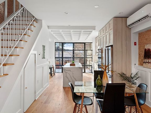3rd image of 62 Rockaway Ave