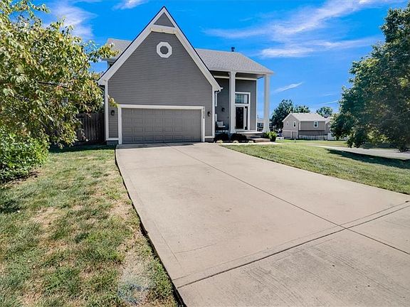 3rd image of 21806 W 51st St