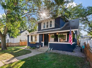 22 14th Ave N, Hopkins, MN 55343