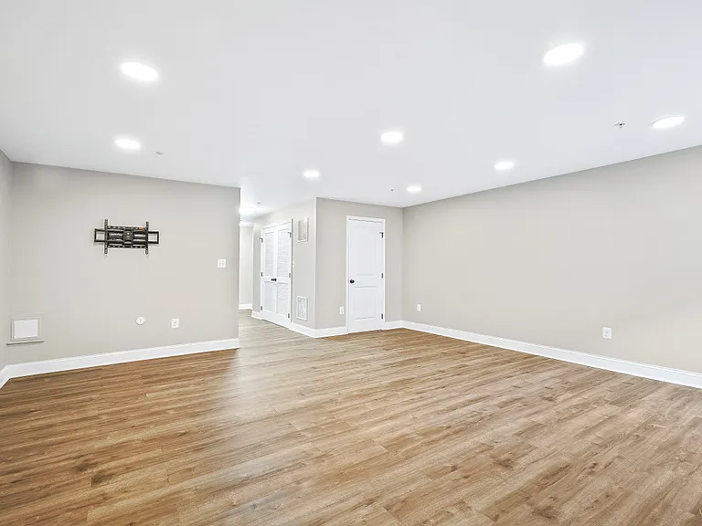 22764 Autumn Breeze Ave — Photo 35