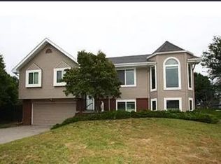 6000 Duxhall Ct, Lincoln, NE 68516