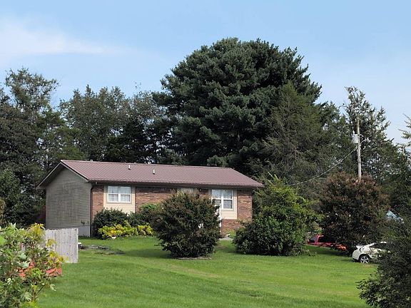 2nd image of 1756 Jaybird Rd