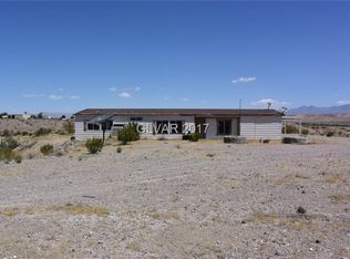 1060 E Isola Dr, Moapa Valley, NV 89025