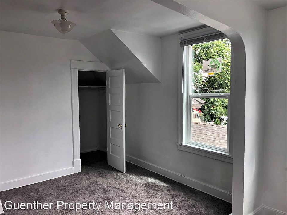 1st image of 1704 N Ash St #1712-1/2