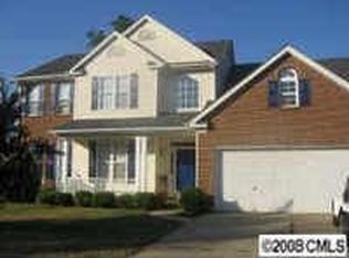 17219 Georgian Hall Dr, Charlotte, NC 28277