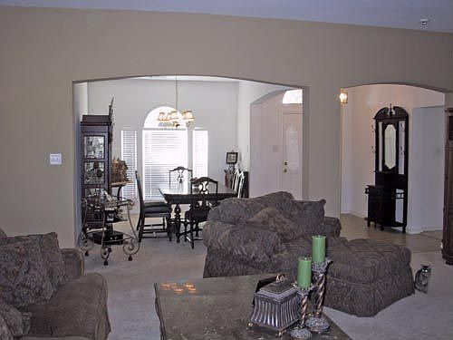 4th image of 104 Wilkes Ct