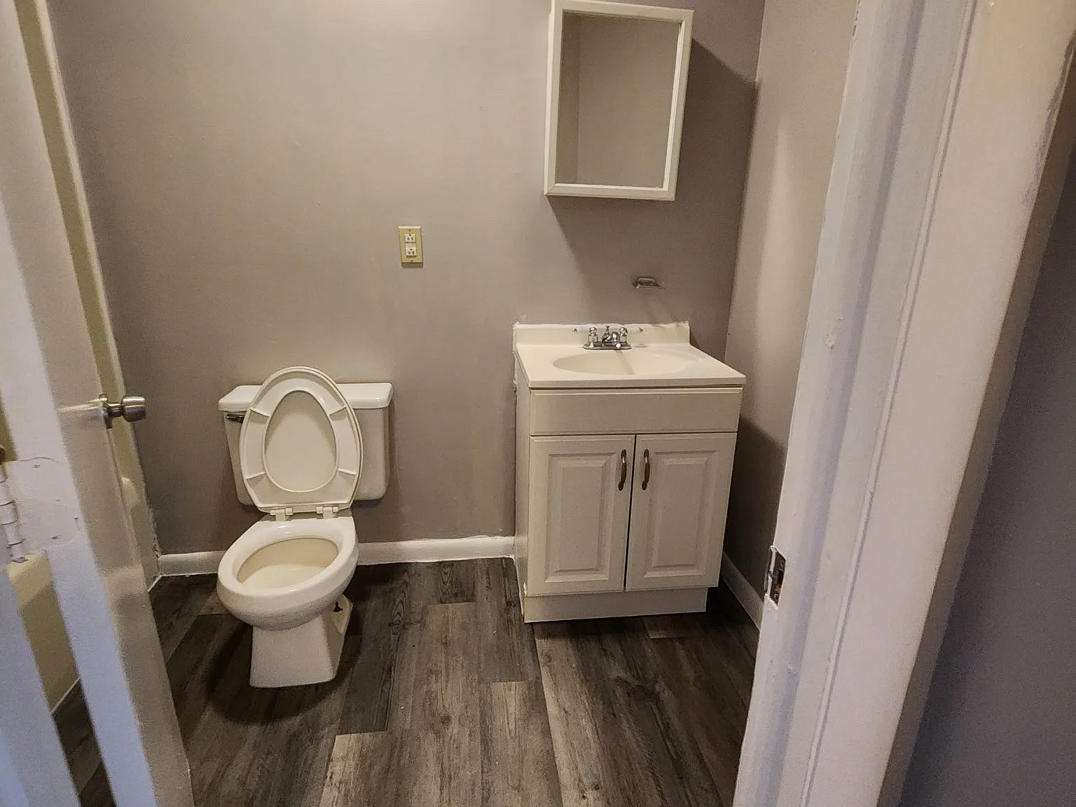 3 bed, 1.5 bath, $1,650 — Photo 3