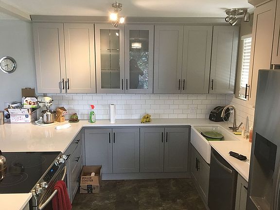 3rd image of 120 Kennebeck Ave S