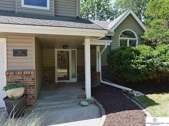 2nd image of 811 Edgewood Blvd