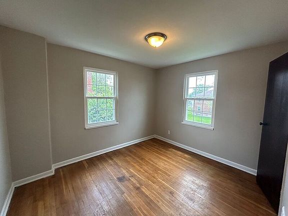 5th image of 1310 Chardon Ct
