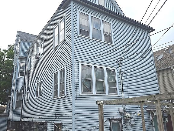 4th image of 10353 S Avenue G