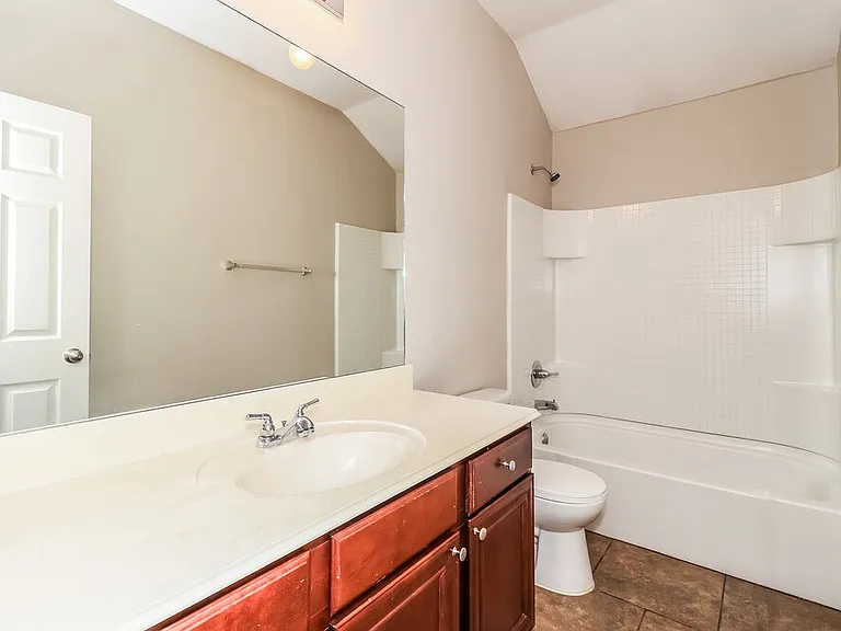 7617 Hollow Forest Dr — Photo 14