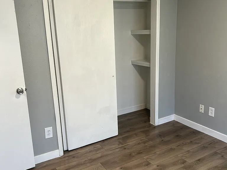 3605 S Knox Ct #104 — Photo 6