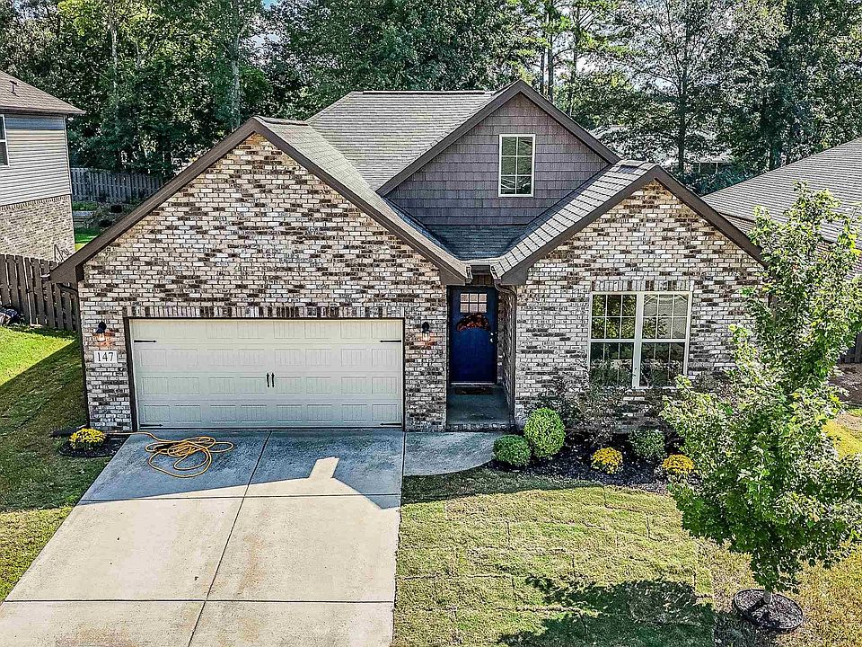 1st image of 147 Fernhill Dr NW