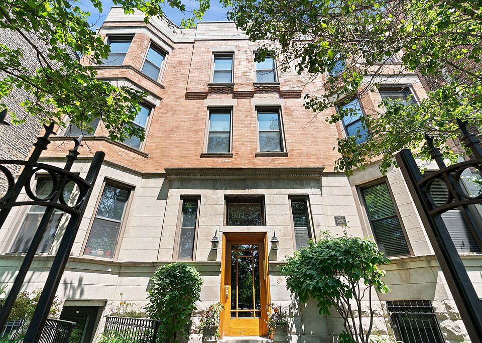 1st image of 956 W Cuyler Ave APT G