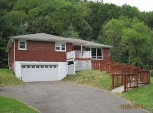 457 Grippen Hill Rd, Vestal, NY 13850
