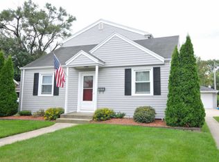 4819 W 91st Pl, Oak Lawn, IL 60453