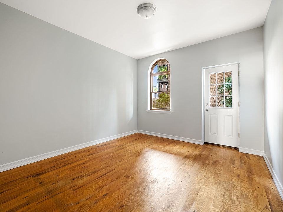 1st image of 274 20th St APT 2R