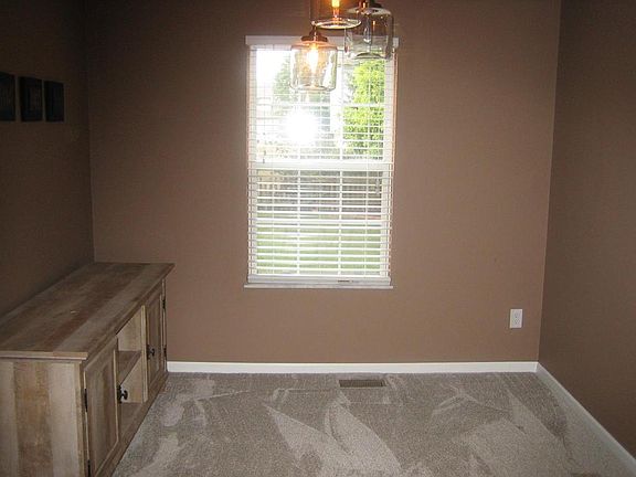 3rd image of 7743 Schoolway Ct