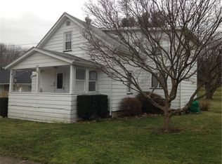 1027 Pierce Ave, Sharpsville, PA
