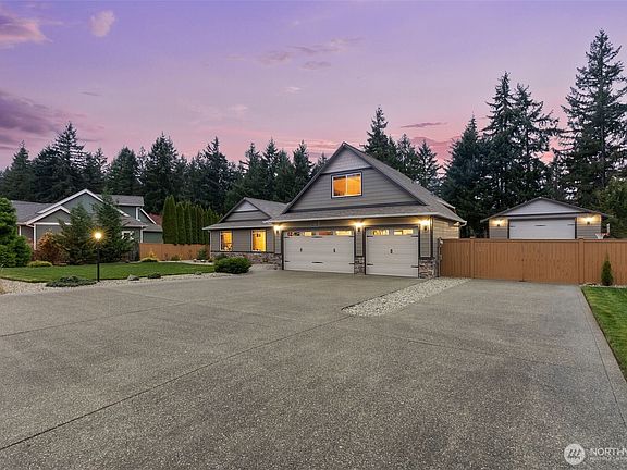 5th image of 9220 Fox Ridge Lane SE