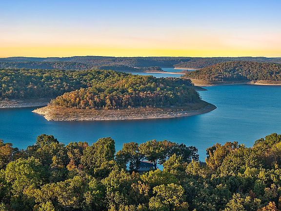 Pristine Bull Shoals Lake.
