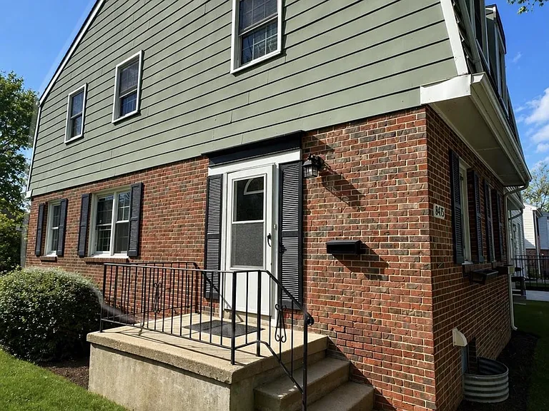 8475 Imperial Dr #5-A — Photo 2