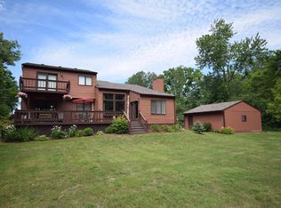 12025 Jennings Rd, Linden, MI 48451