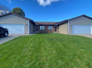 305 S Klein Dr, Waunakee, WI 53597
