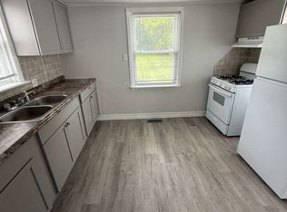 96 1/2 E Schuyler St, Oswego, NY 13126