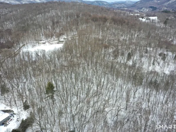 100 South Kent Road, New Milford, CT 06755