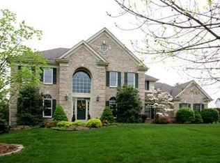 952 Kimswick Manor Ln, Ballwin, MO 63011