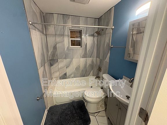 5th image of 493 Boston St