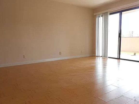 2nd image of 91-1083 Shadowridge Dr #91