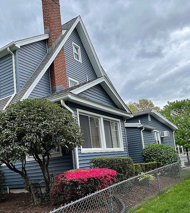 2nd image of 323 Mountain Way