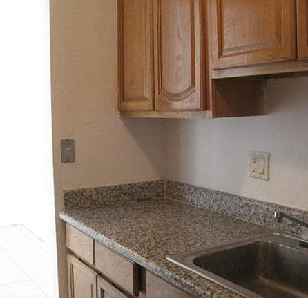 4th image of 2521 NW 39th Ter APT 103