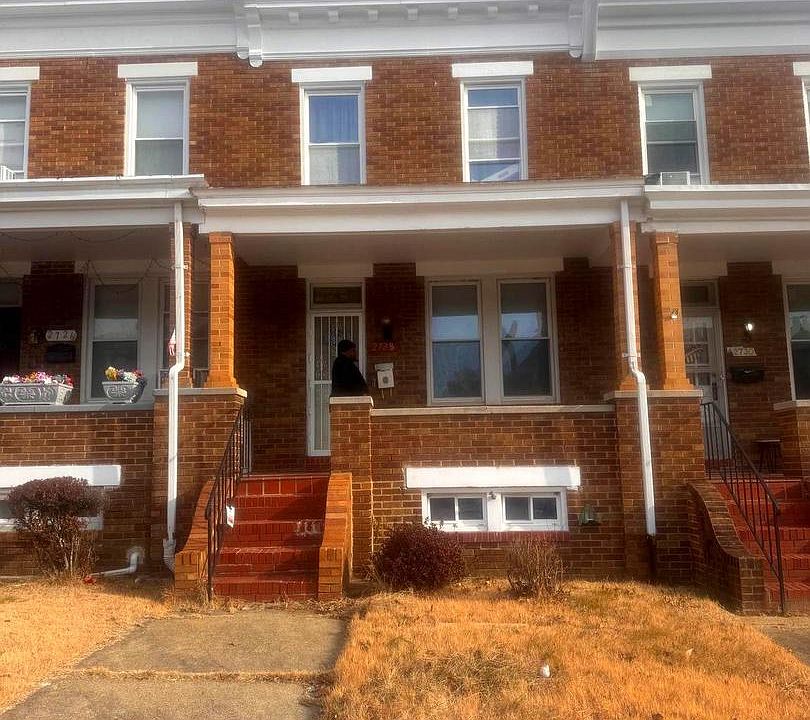 1st image of 2728 Pelham Ave