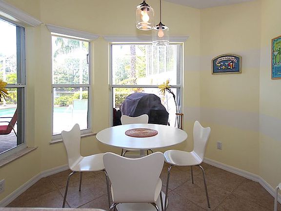 5th image of 1173 Jardin Dr