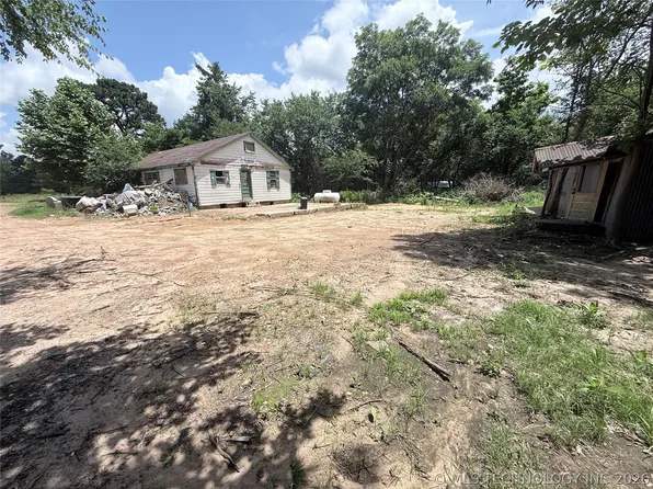 600 SE 8th St, Antlers, OK 74523