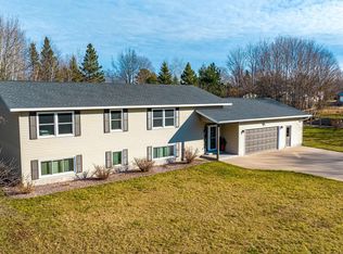 19450 Copper Ridge Rd, Houghton, MI 49931