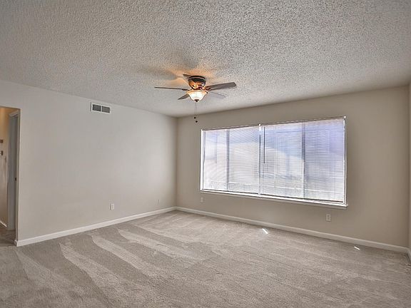 5th image of 3701 Moonbeam Dr