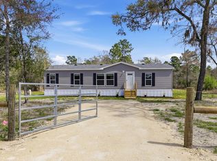 2231 SE 132nd Ct, Morriston, FL 32668